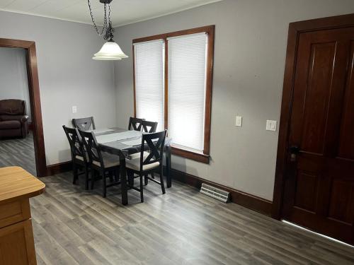 Farmhouse in เคโนชา (WI)