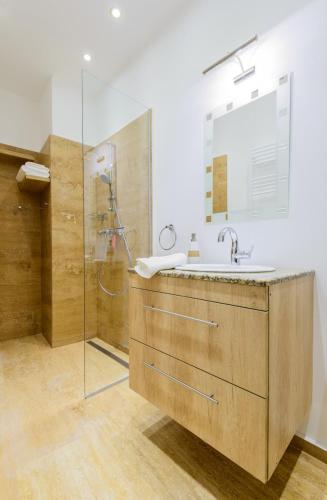 Meno Apartment