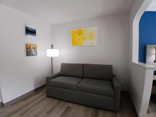 Comfort Inn Marion - image 10