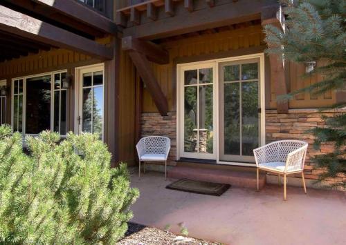 Ski-Inspired Home Close to Powder Mountain and Snowbasin in Hantsvila (UT)