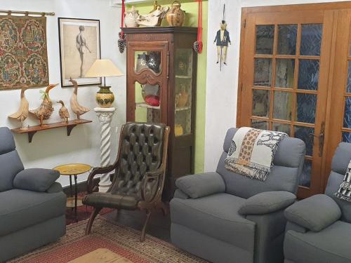 Gîte historique spacieux pour 12 pers, proche nature - FR-1-583-384 (Gite historique spacieux pour 12 pers, proche nature - FR-1-583-384) in Breurey-les-Faverney