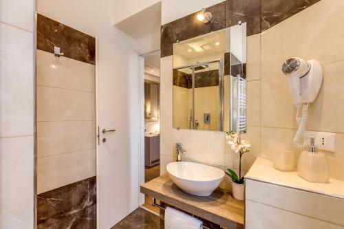 The Bridge Suites - image 7