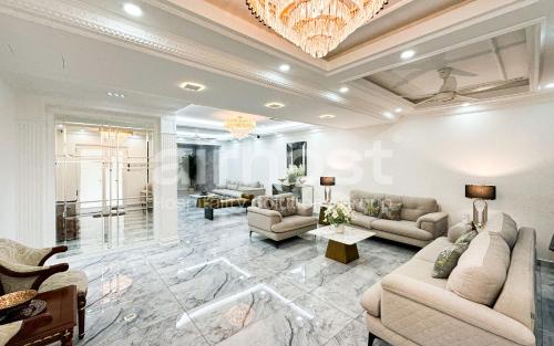 Family House at Setiawangsa by Airhost, Куала-Лумпур