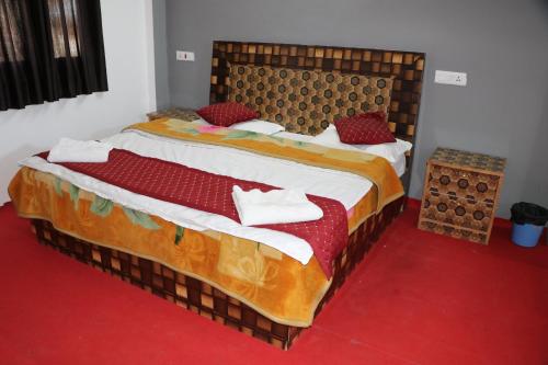 Sangla retreat, Jāmb