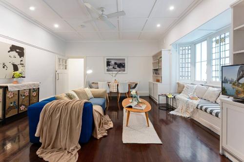 Spacious 3BR by CBD– Walk to Harbour Parks&Cafés - image 14