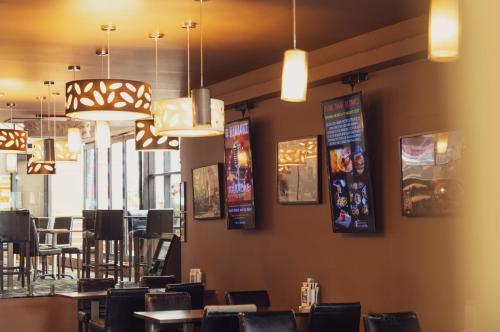 Glasgow Arms Hotel - image 7