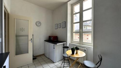 Bel appartement proche gare in 訥韋爾