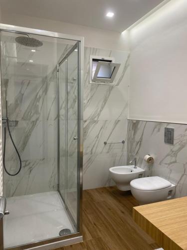 Deluxe Double Room with Shower