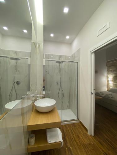 Deluxe Double Room with Shower