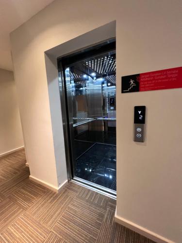 Havona Hotel @ CIQ Johor Bahru - Self Check-In near Sultan Iskandar Complex Customs