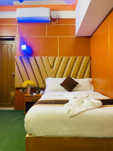 room detail thumbnail 0