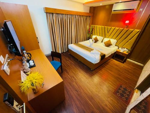 room detail thumbnail 1
