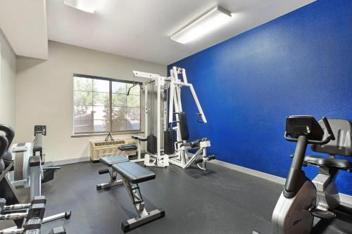 Comfort Inn & Suites Sacramento – University Area - image 29