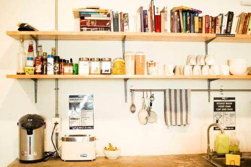 HOLY SHEET Hostel - 주방