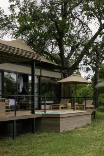 Luxury Tent with Pool image 1