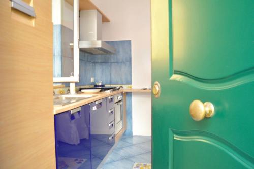 Apartment image 10