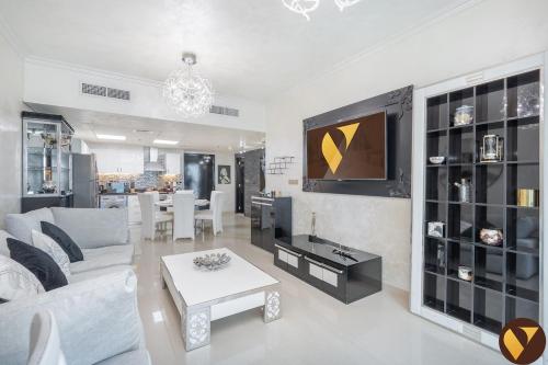 Vogue DAMAC Park Tower DIFC View of Future Museum with Balcony One Bedroom Apartment, Dubai (foto 7)