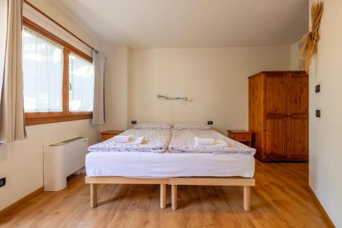 1 twin bed