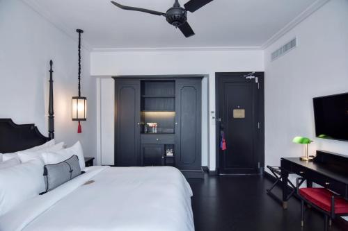 Jebat Double Room image 4