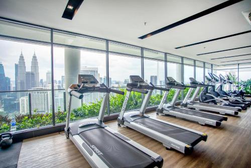 The Luxe KLCC View Sky Pool - image 12