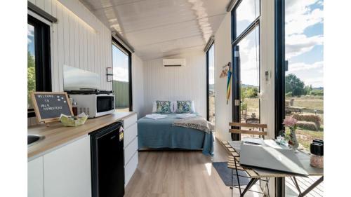 JBJK Homestead by Tiny Away in Yarck