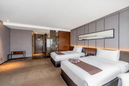 Superior Twin Room room in Zhonghao International Hotel