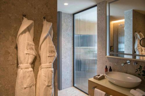 Superior Double or Twin Room room in Columbus Urban Resort