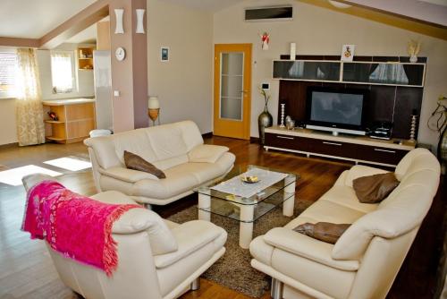 Three-Bedroom Apartment with View