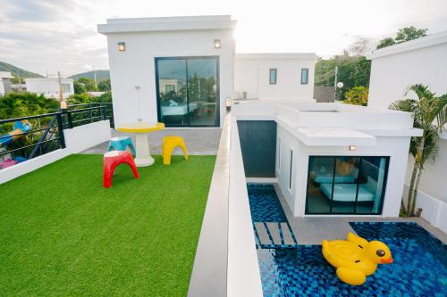 View, Modern life pool villa in Bor Fai