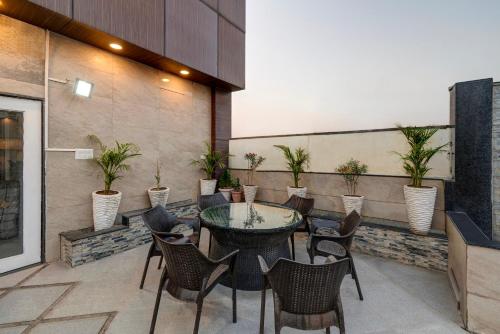 Facilities, Treebo Riddhi Paradise - 15 Mins From Airport in Badali Kheda