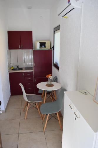 virtuve, Apartmani Park Mataruška Banja (Apartmani Park Mataruska Banja) in Mataruška Banja