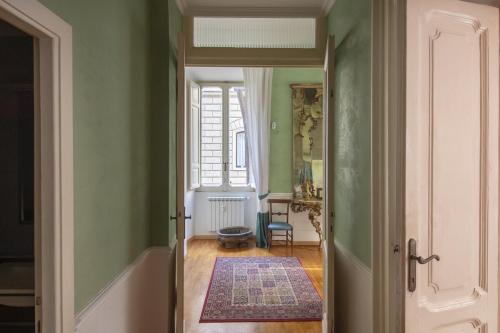 Vatican Luxury Three Bedroom Apartment, Roma (foto 2)