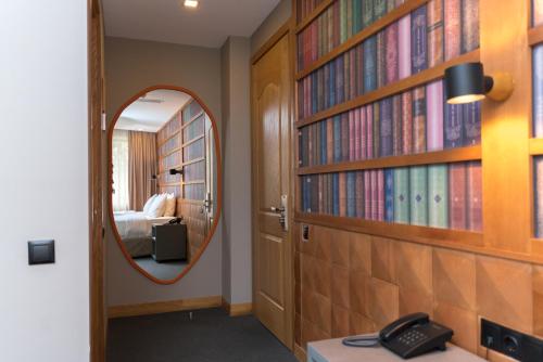 Hotel Amante Narikala Room Type - Budget Double or Twin Room