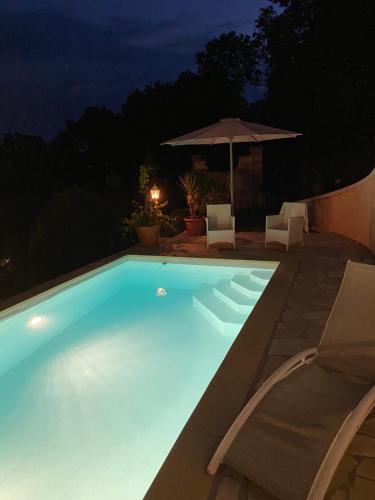 泳池, Le petit Charme - Wohnen in einer historischen Villa in 蘇爾