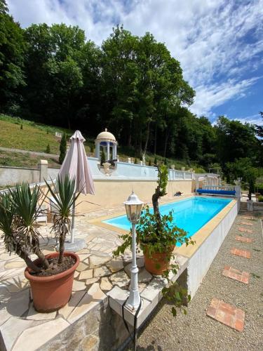 泳池, Le petit Charme - Wohnen in einer historischen Villa in 蘇爾