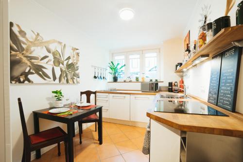 Gemütliches 1 Zimmer Apartment im zentralen Hamburg Altona in Hamburg, Deutschland