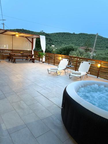 Divino Appartment in Alykanas