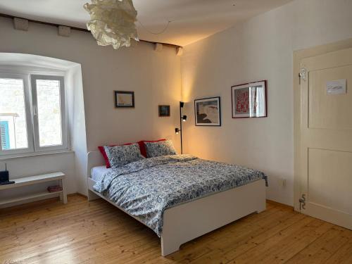 Apartment Naval - image 11
