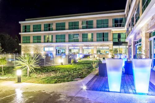 บริการและสิ่งอำนวยความสะดวก, ฮาวเวิร์ด จอห์นสัน เนวเกง (Howard Johnson Neuquen) in นีเควน