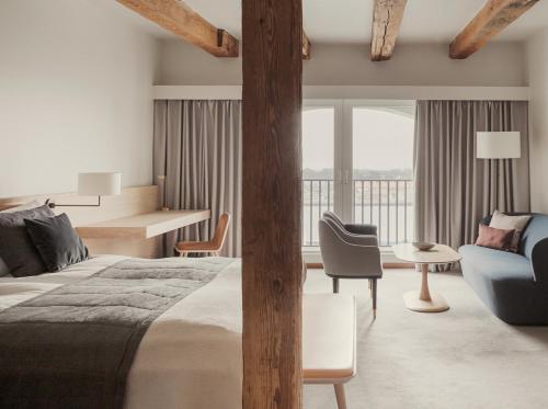 Hotel Admiral, Ascend Hotel Collection