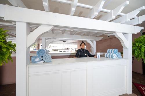 Boardwalk Plaza Hotel - image 11