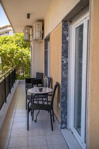 Mets-Athenian Horizon Escape, Atene (foto 4)