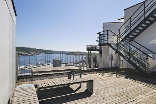 2br at Tjuvhomen with sea view, Oslo (foto 4)