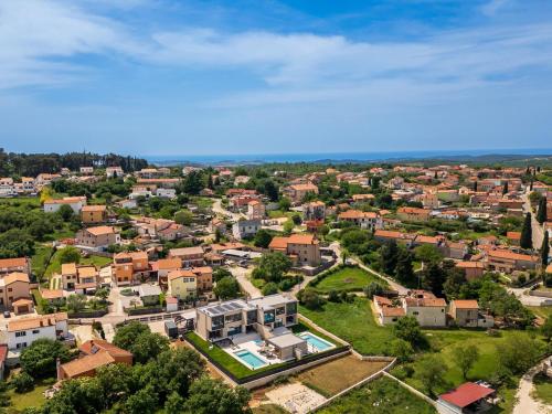 Villa Vellora by Istrialux in 朗域紮斯柯切羅