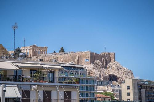 Mets-Athenian Horizon Escape, Atene (foto 2)