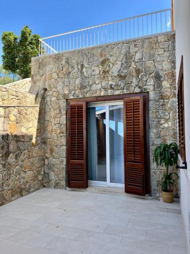 Вхід, Villa Anthea - Relax vista mare tra Palermo e Cefalù (Villa Anthea - Relax vista mare tra Palermo e Cefalu) in Трабіа