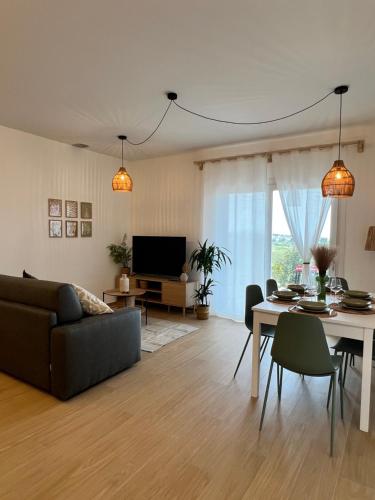 Спільний лаунж/ТБ зона, Villa Anthea - Relax vista mare tra Palermo e Cefalù (Villa Anthea - Relax vista mare tra Palermo e Cefalu) in Трабіа