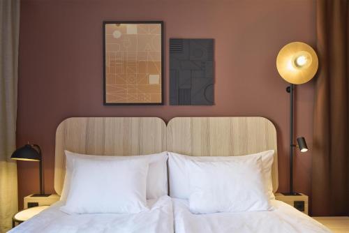 2 twin beds