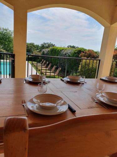Gîte des Falaises 8 à 10 personnes (Gite des Falaises 8 a 10 personnes) in 蘇斯皮耶爾