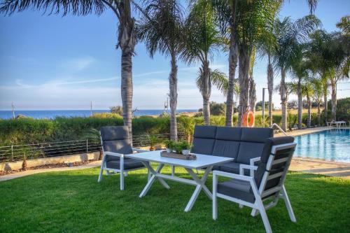 Oasis By The Sea - Cyprus, Larnaca (photo 4)